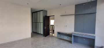 Room in 4 BHK Villa at Muppas Indraprastha, Tellapur – for Rent