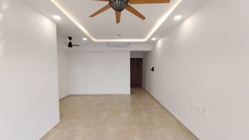 Room in 2 BHK Apartment at Shapoorji Pallonji BKC 9, Bandra East – for Rent