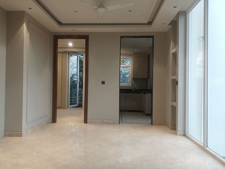 Room, east of kailash 3 Bedroom 1200 Sq.Ft. Builder Floor In East Of Kailash Delhi 9781311