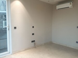 Room in 3 BHK Builder Floor at East Of Kailash – for Sale
