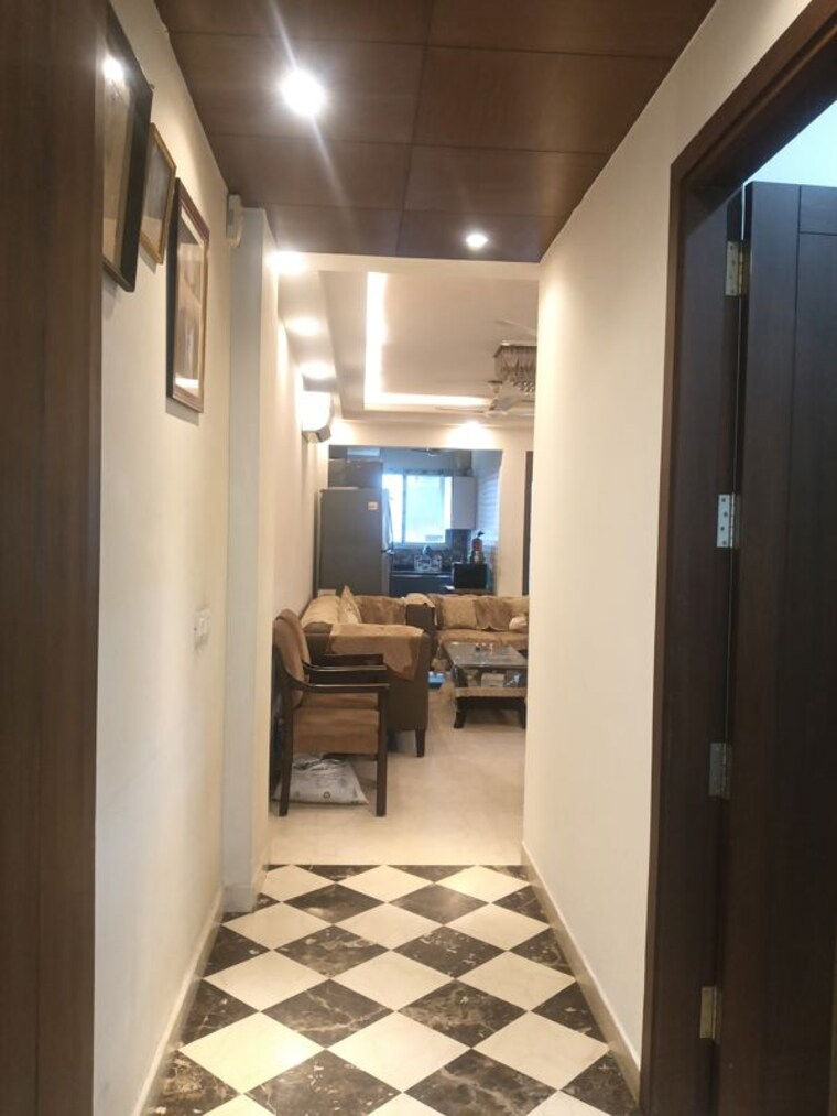 undefined, east of kailash 3 Bedroom 1300 Sq.Ft. Builder Floor In East Of Kailash Delhi 9781317
