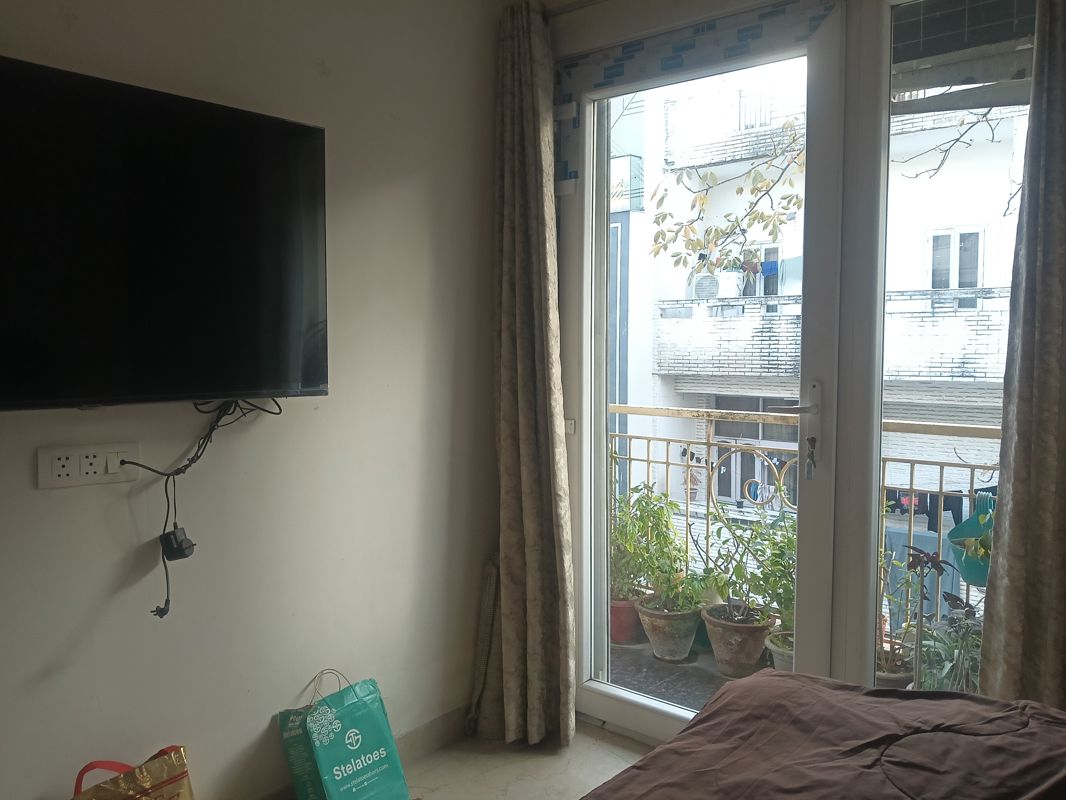 3 BHK + Servant Room Builder Floor For Sale in East Of Kailash