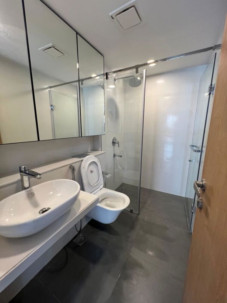 Bathroom, lodha-new-cuffe-parade 4 Bedroom 1845 Sq.Ft. Apartment In Wadala Mumbai 9781319