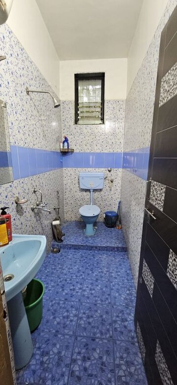 Bathroom in 2 BHK Apartment at Tingre Nagar – for Rent