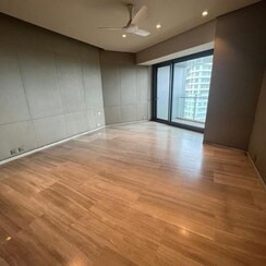 4 BHK + Servant Room Apartment For Rent in Lodha The World Towers World One Tier 3 Trinity