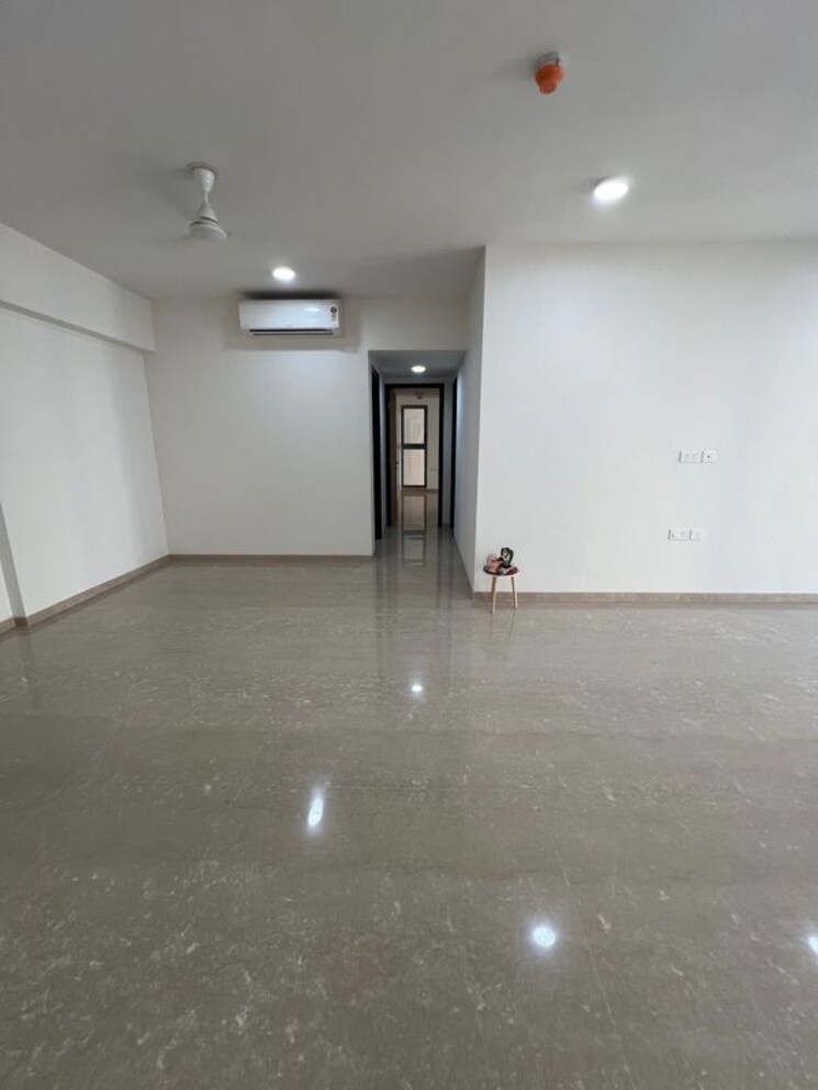 Room, lodha-new-cuffe-parade 4 Bedroom 1765 Sq.Ft. Apartment In Wadala Mumbai 9781343