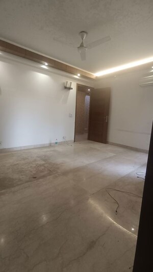 Room in 3 BHK Builder Floor at Greater Kailash I – for Sale