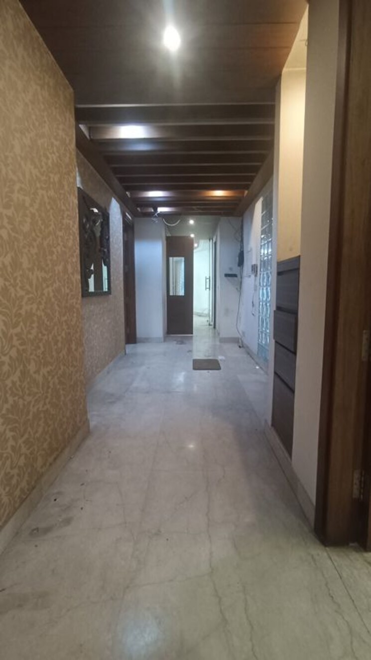 undefined, greater kailash i 3 Bedroom 250 Sq.Yd. Builder Floor In Greater Kailash I Delhi 9781364