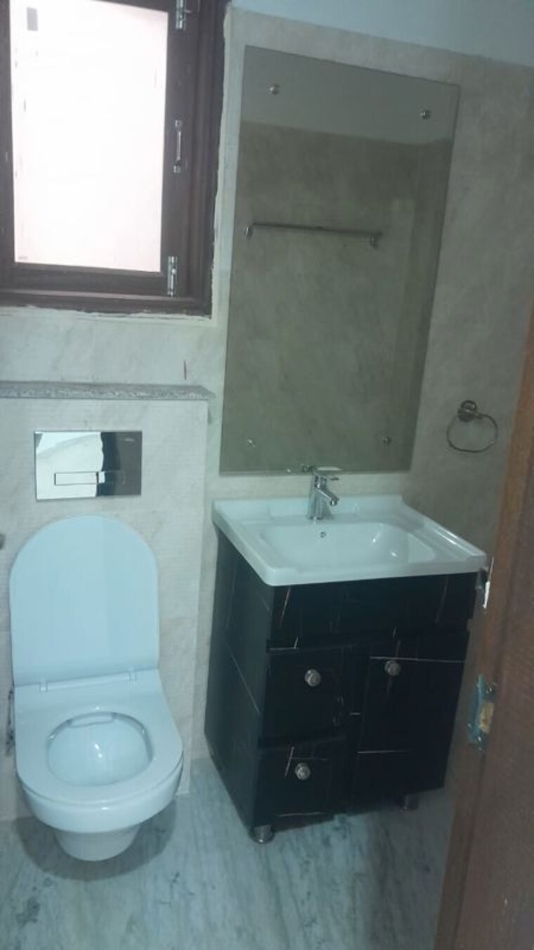 Master Bedroom, unitech-south-city-ii 3 Bedroom 1800 Sq.Ft. Builder Floor In Sector 50 Gurgaon 9781380