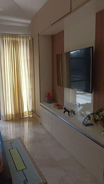 Balcony in 5 BHK Villa at Vipul Tatvam Villas, Sector 48 – for Rent