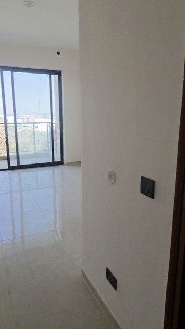 Room in Studio Apartment at Omaxe Hazratganj, Gomti Nagar – for Sale