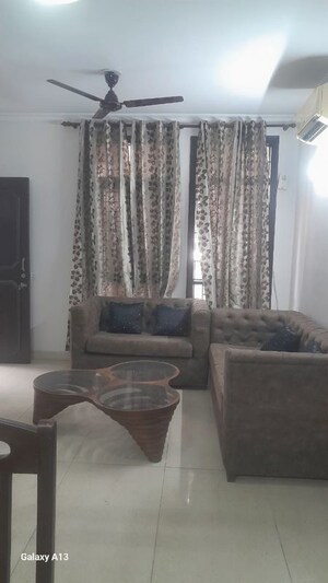 Living Room in 3 BHK Builder Floor at Unitech South City II, Sector 50 – for Rent