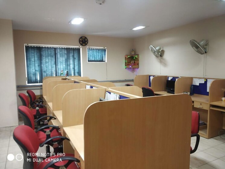 Team Area, hazratganj Commercial Office Space 700 Sq.Ft. In Hazratganj Lucknow 9781414