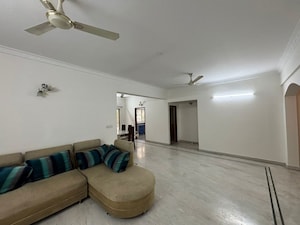 Living Room in 2 BHK Apartment at Regal Manor, Richmond Town – for Rent