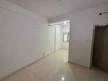 Room in 2 BHK Apartment at Canopy Camelot, Richmond Town – for Rent