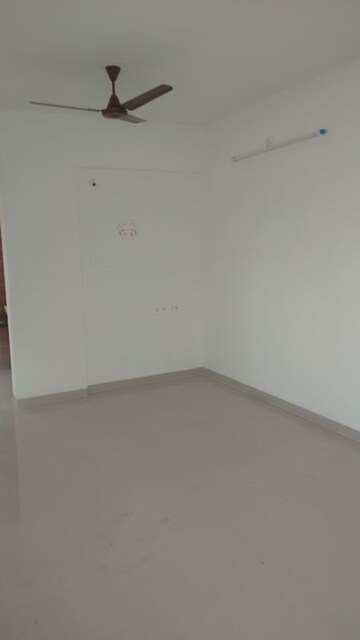 Room in 2 BHK Apartment at Highland Anandvan, Baner – for Sale