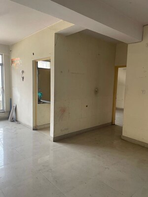 Room in 2 BHK Apartment at Narela – for Rent