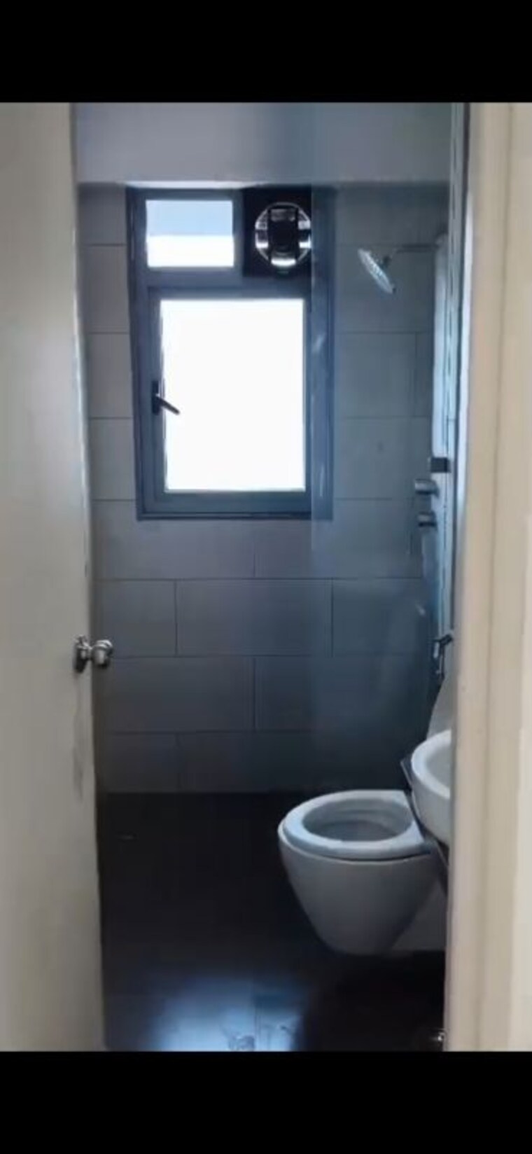 Bathroom, wadhwa-imperial-heights 3.5 Bedroom 1403 Sq.Ft. Apartment In Goregaon West Mumbai 9781471
