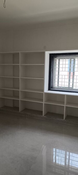 Room in 3 BHK Apartment at Injapur – for Sale
