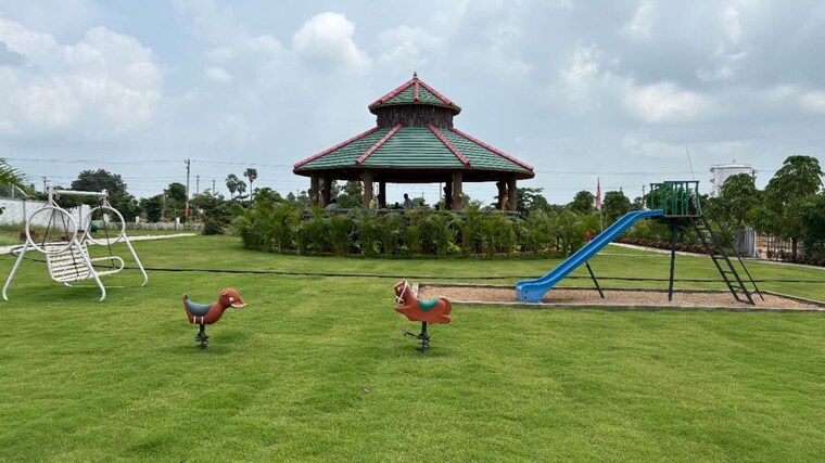 Garden, choutuppal  150 Sq.Yd. Plot In Choutuppal Hyderabad 9201045