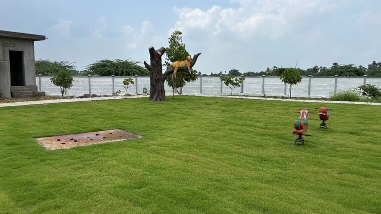 Garden, choutuppal  150 Sq.Yd. Plot In Choutuppal Hyderabad 9201045