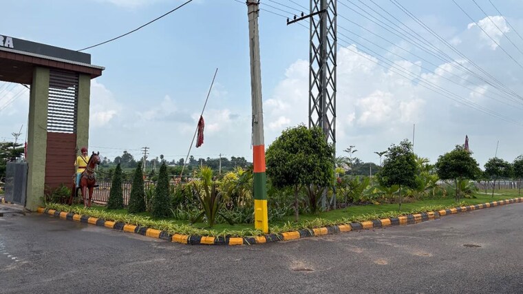 Garden, choutuppal  150 Sq.Yd. Plot In Choutuppal Hyderabad 9201045