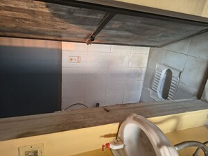 Furnished Amenities in 1 RK Apartment at Kurla East – for Rent