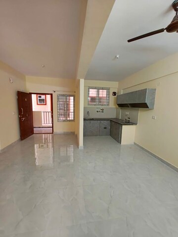 Room in 2 BHK Builder Floor at Kaggadasapura – for Rent