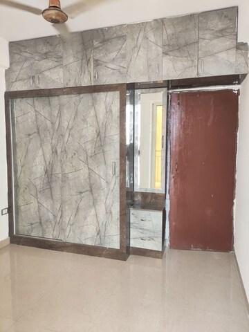 Room in 3 BHK Apartment at ROF Amaltas, Sector 92 – for Rent