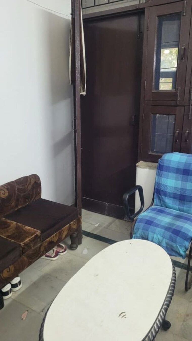 Living Room, palam vihar 1 Bedroom 700 Sq.Ft. Builder Floor In Palam Vihar Gurgaon 9781535