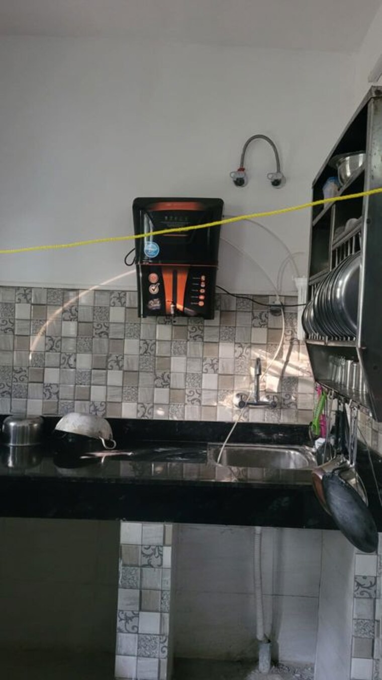 Kitchen, palam vihar 1 Bedroom 700 Sq.Ft. Builder Floor In Palam Vihar Gurgaon 9781535