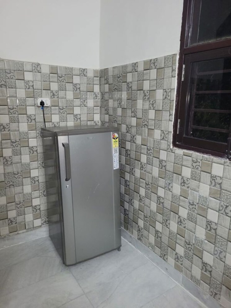 Bathroom, palam vihar 1 Bedroom 700 Sq.Ft. Builder Floor In Palam Vihar Gurgaon 9781535