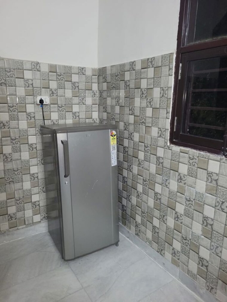 Bathroom, palam vihar 1 Bedroom 700 Sq.Ft. Builder Floor In Palam Vihar Gurgaon 9781535