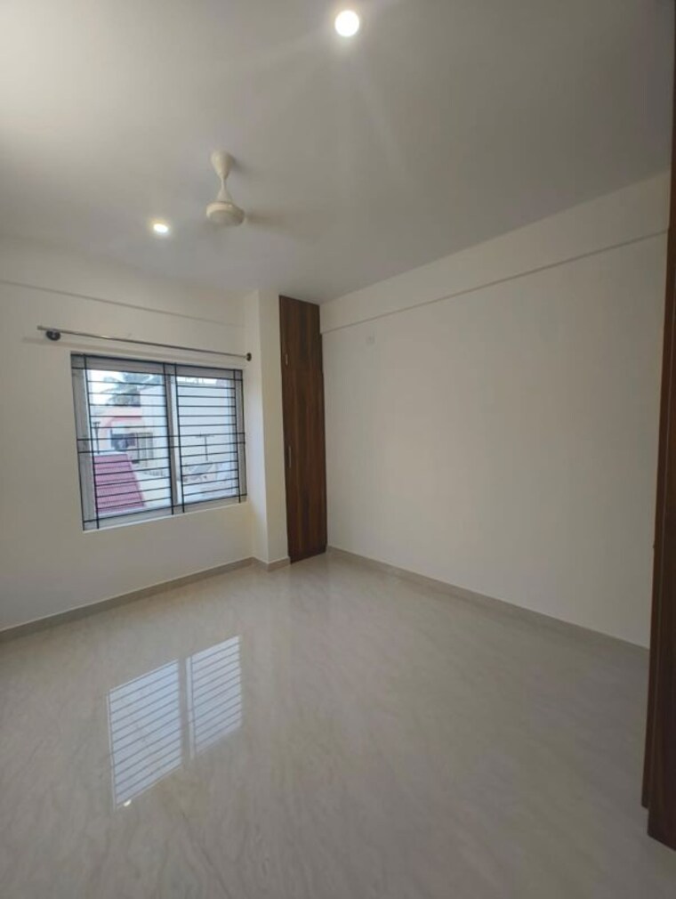 Room, dsr-divine 2 Bedroom 1300 Sq.Ft. Builder Floor In New Thippasandra Bangalore 9781578