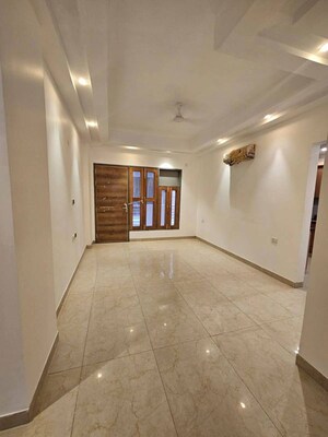 2 BHK Apartment For Rent in Lotus Homz, Sector 111