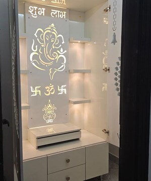 Bathroom in 3 BHK Builder Floor at Lucky The Palm Valley, Sector 1 Greater Noida – for Sale