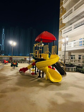 Parking in 4 BHK Apartment at Sikka Kaamya Greens, Sector 10 Greater Noida – for Sale