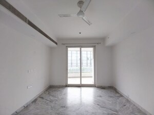 Room in 3 BHK Apartment at M3M Soulitude, Sector 89 – for Rent