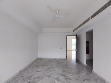 Room in 3 BHK Apartment at M3M Soulitude, Sector 89 – for Rent