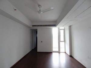 Room in 3 BHK Apartment at M3M Soulitude, Sector 89 – for Rent