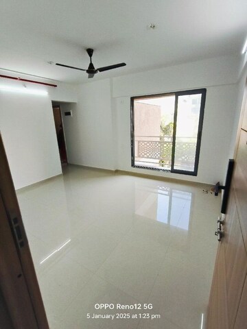 Room in 2 BHK Apartment at Lodha Panacea 1, Dombivli East – for Sale