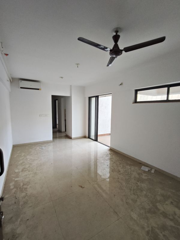 2 BHK + Pooja Room,Extra Room 638 Sq.Ft. Apartment in Lodha Lakeshore Greens