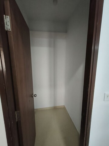 Building Lobby in 1.5 BHK Apartment at Lodha Downtown, Dombivli East – for Sale