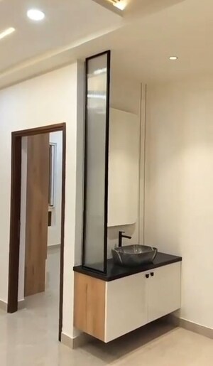 Staircase in 2.5 BHK Apartment at Aurobindo Kohinoor, Serilingampally – for Rent