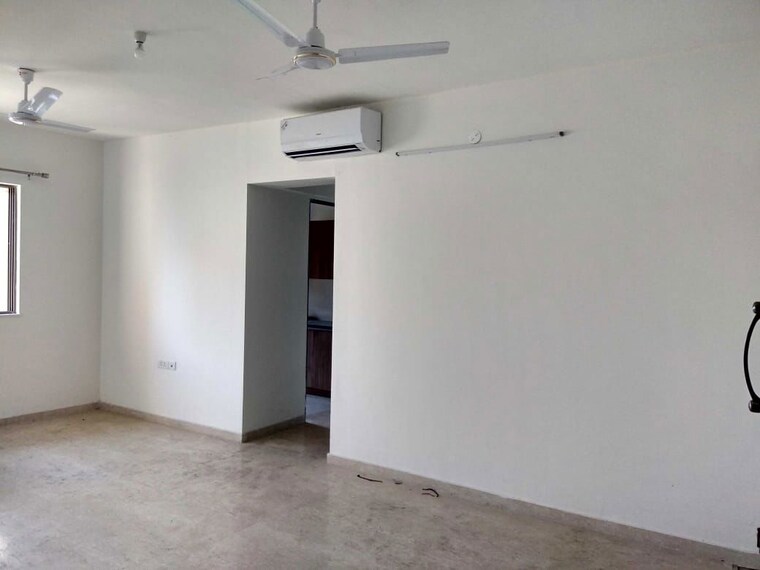 Living Room, lodha-splendora 3 Bedroom 1124 Sq.Ft. Apartment In Ghodbunder Road Thane 9781680