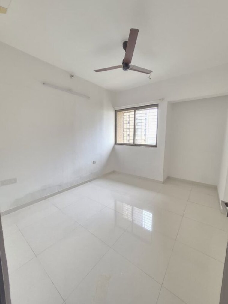 Room, lodha-splendora 3 Bedroom 1124 Sq.Ft. Apartment In Ghodbunder Road Thane 9781680