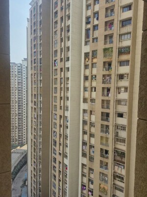 1 BHK Apartment For Rent in Lodha Splendora, Ghodbunder Road