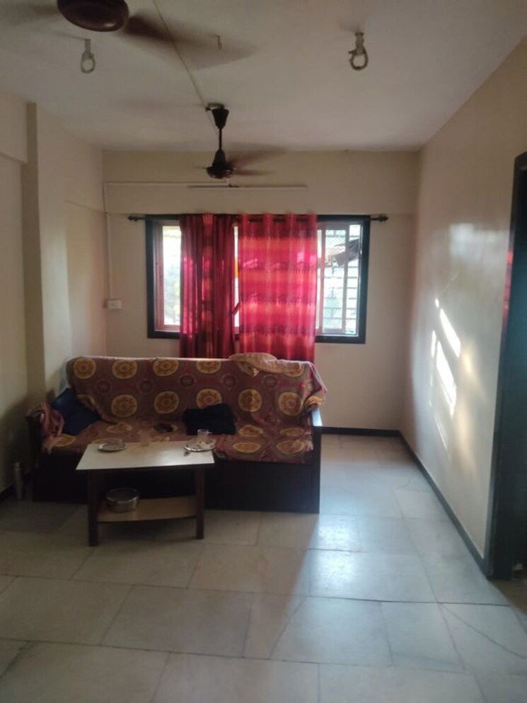 Living Room, viman-darshan-chs 1.5 Bedroom 510 Sq.Ft. Apartment In Andheri East Mumbai 9666619