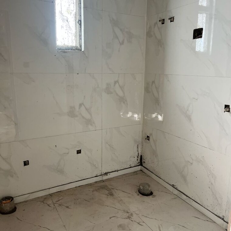 Bathroom, bisrakh jalalpur 2 Bedroom 1010 Sq.Ft. Builder Floor In Bisrakh Jalalpur Greater Noida 9781702