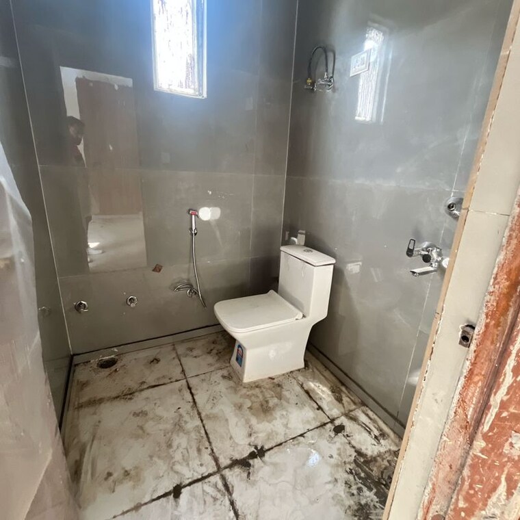 Bathroom, bisrakh jalalpur 2 Bedroom 1010 Sq.Ft. Builder Floor In Bisrakh Jalalpur Greater Noida 9781702